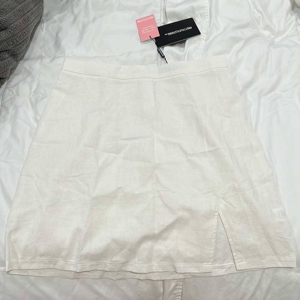 Mini white skirt